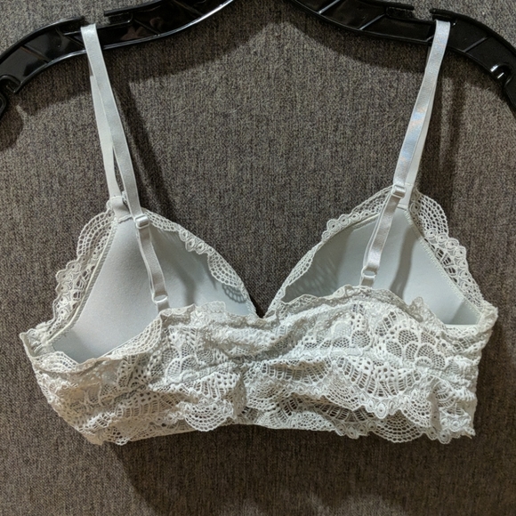 Like new H&M sage green push up bra - Picture 3 of 5